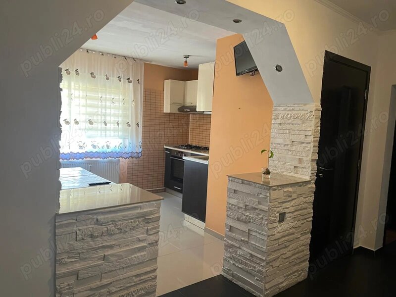 Sebastian, 2 camere 63 mp, decomandat.